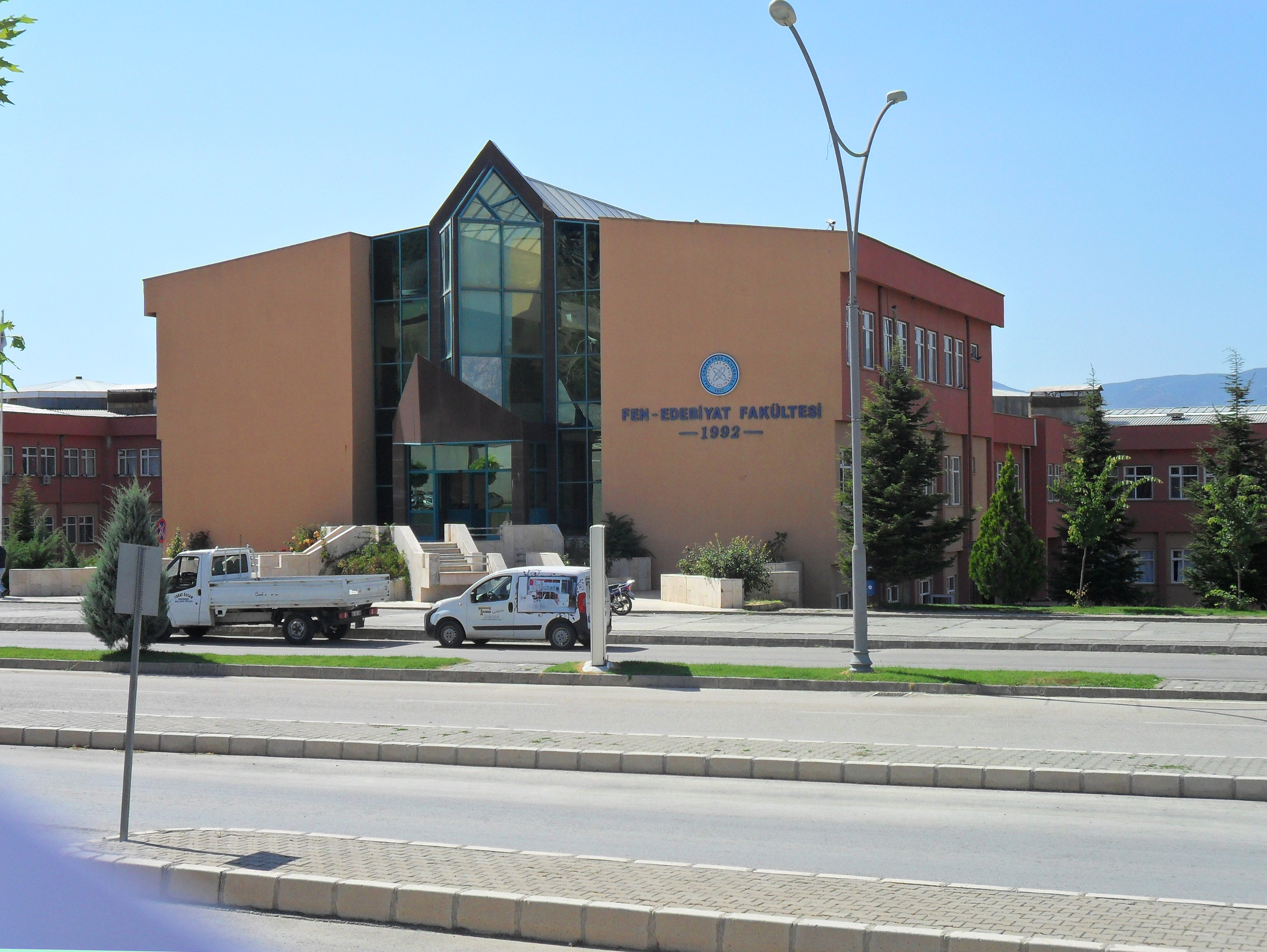 Tokat Gaziosmanpaşa Üniversitesi Fen Edebiyat Fakültesi